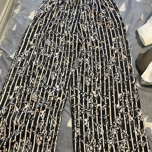 Pants - Picture 3 of 16